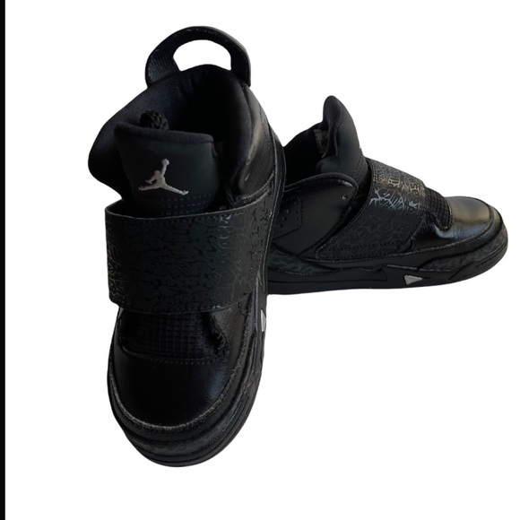Jordan Other - Air Jordan Son of Mars Black Metallic